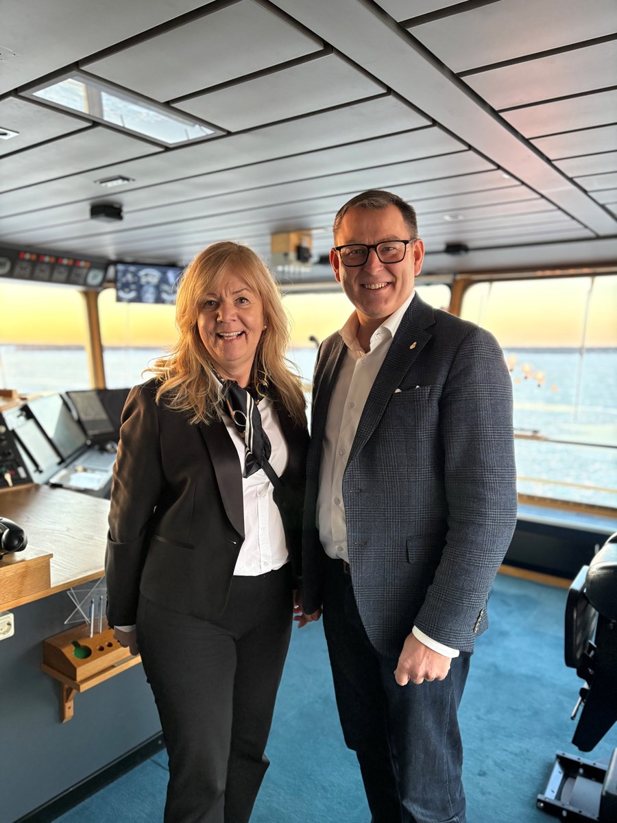 Sjöfartsverkets generaldirektör Erik Eklund och Norrbottens handelskammares vd Linda Nilsson firade Frej.