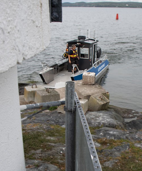 Bild på båten från fyren