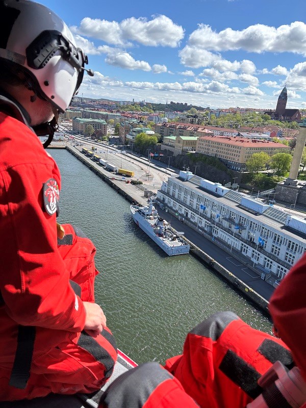 Stigbergskajen med fartyget Pluvier. Bild tagen från helikopter.